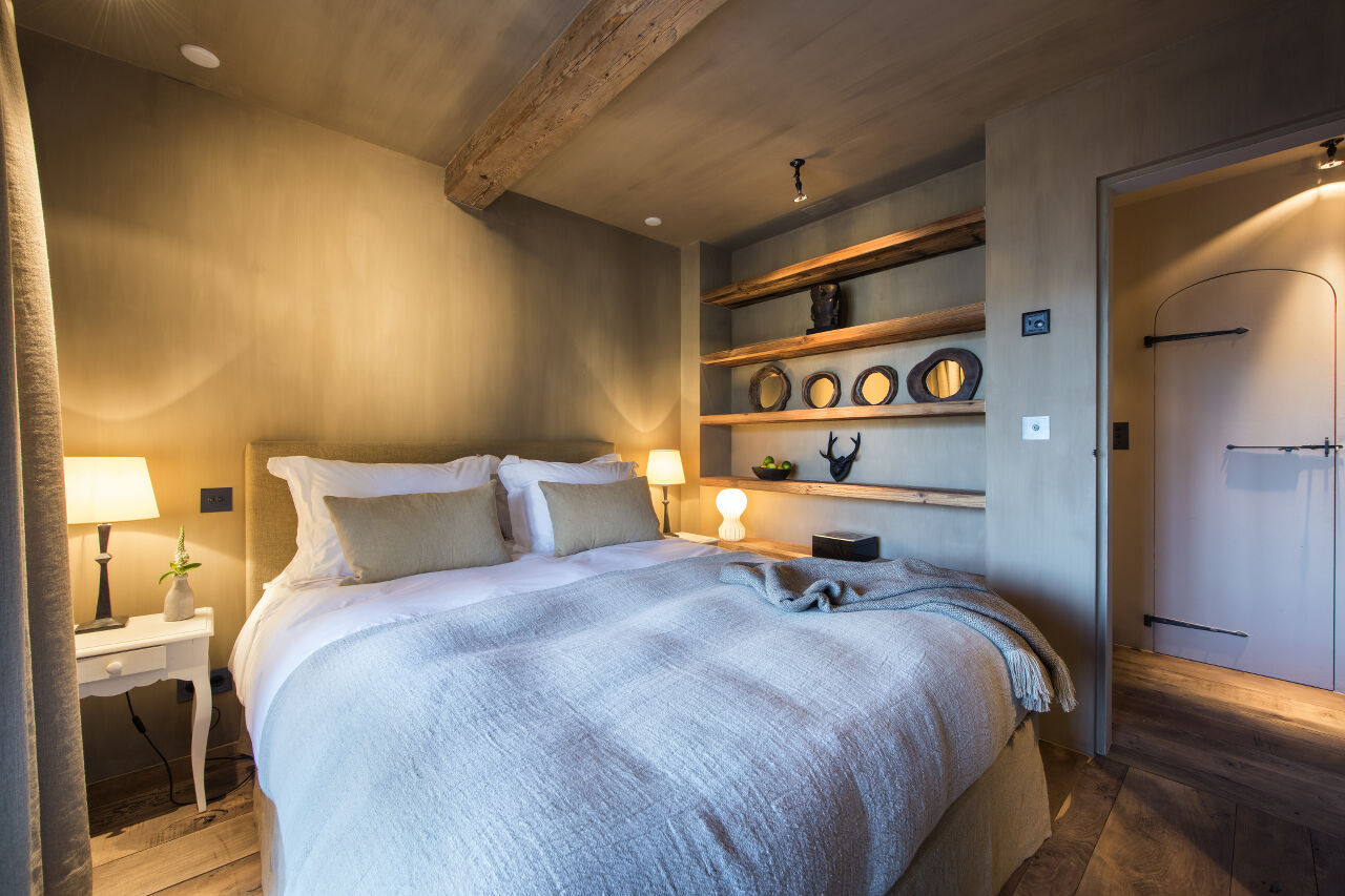 Ground floor double bedroom at Chalet Aline in Verbier